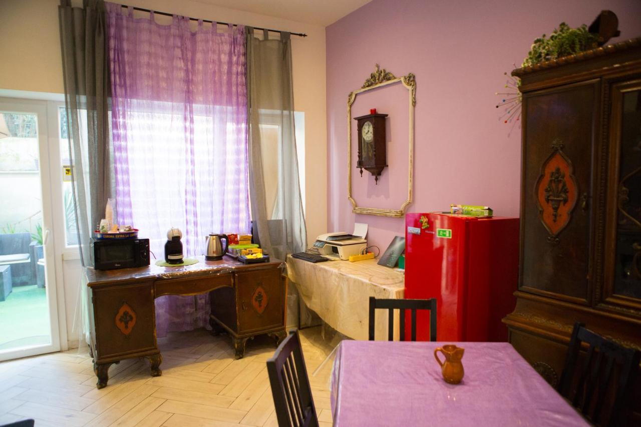 Lanzies Guesthouse Roma Ngoại thất bức ảnh