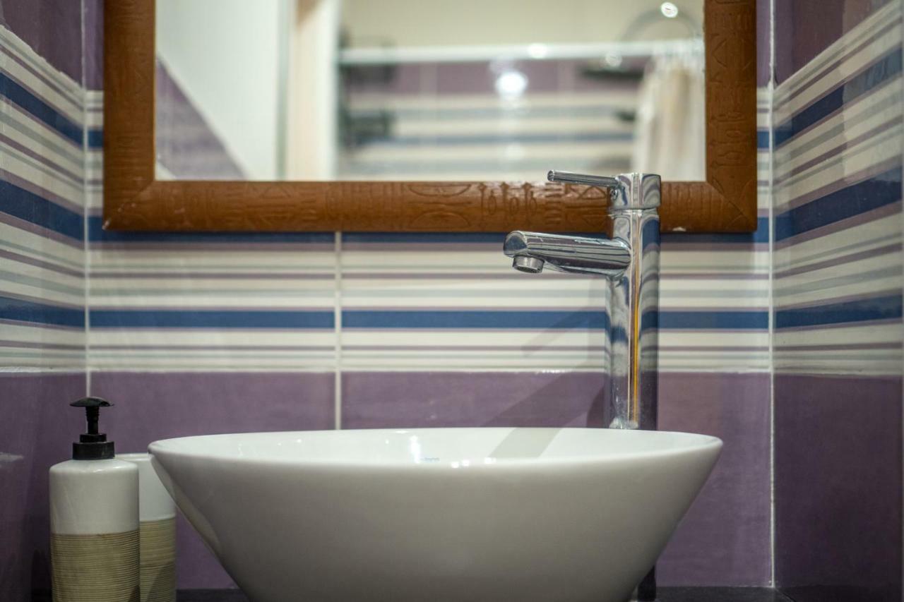 Lanzies Guesthouse Roma Ngoại thất bức ảnh